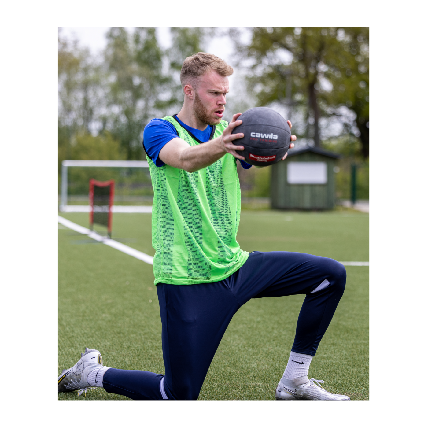 Cawila Medizinball PRO Training 1,0 Kg Schwarz