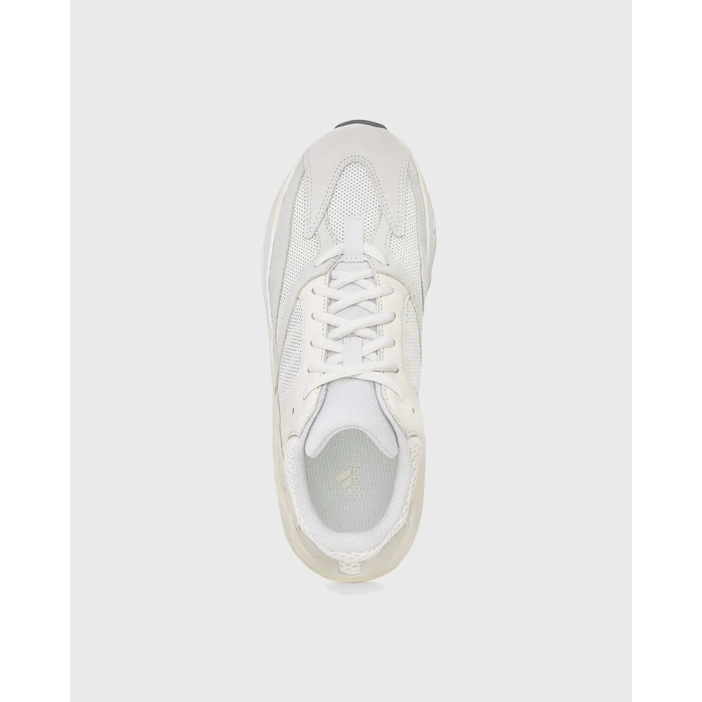 adidas YEEZY Boost 700 Analog EG7596 / weiss