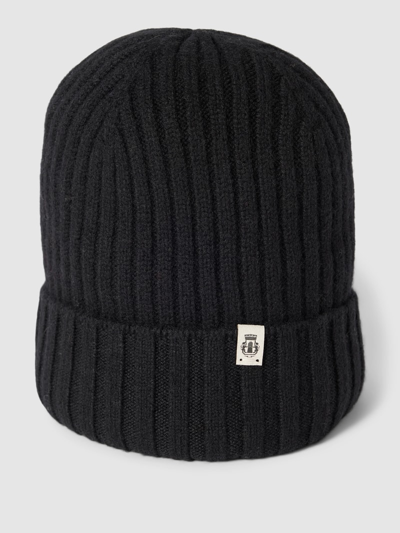 Beanie mit Label-Detail in schwarz