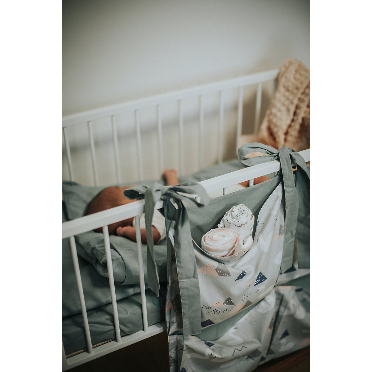 Dreamer Kinderbett-Organizer, mit 4 Taschen 60x60cm