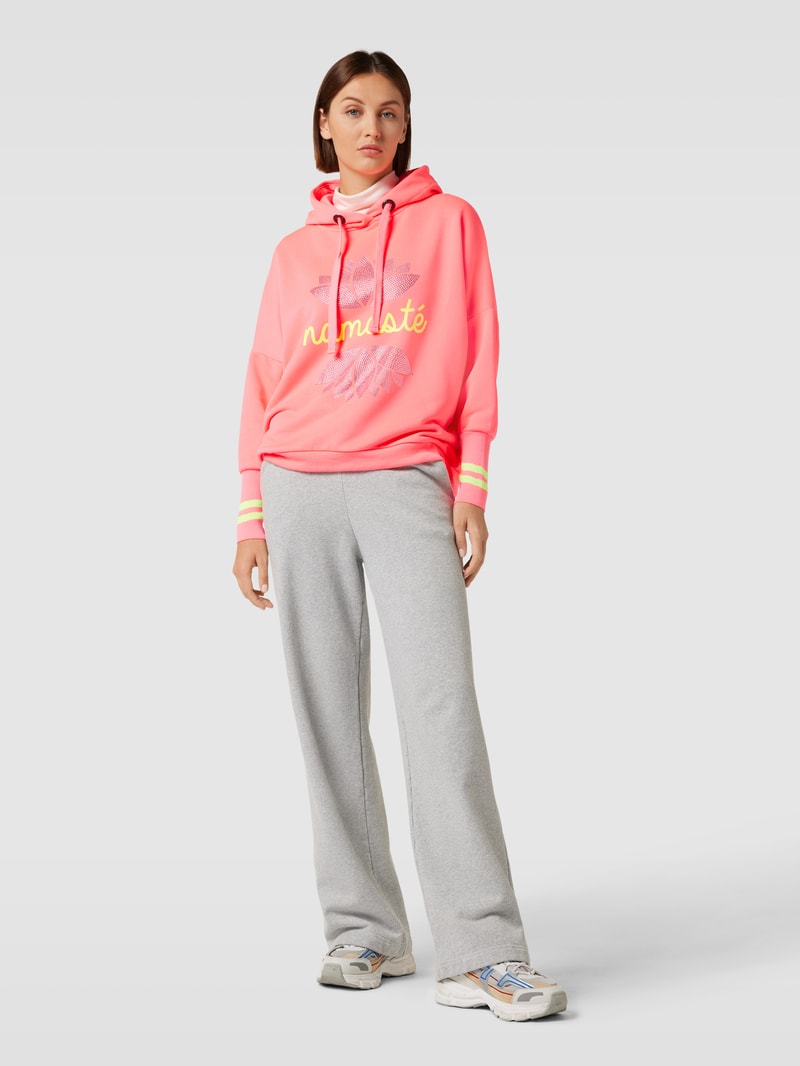 Hoodie mit Strasssteinbesatz Modell 'NAMASTE' in pink