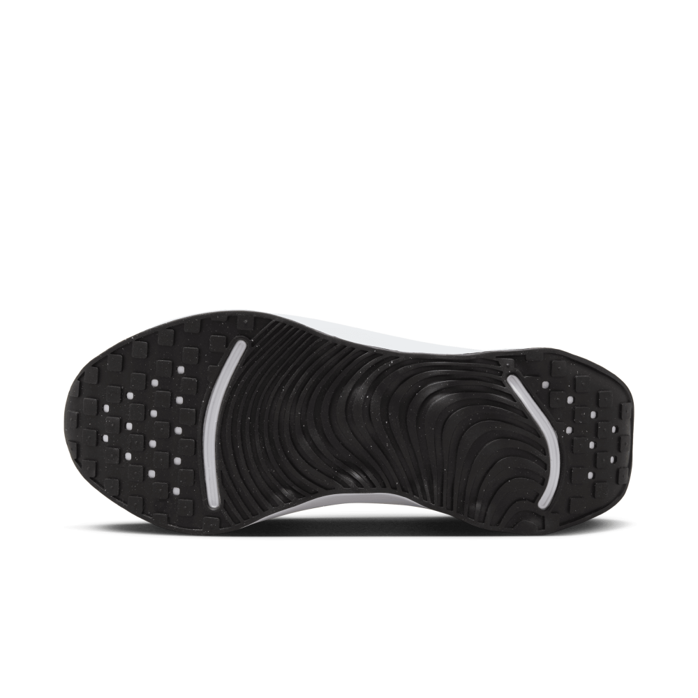 Nike Motiva Walking DV1238-005 / schwarz