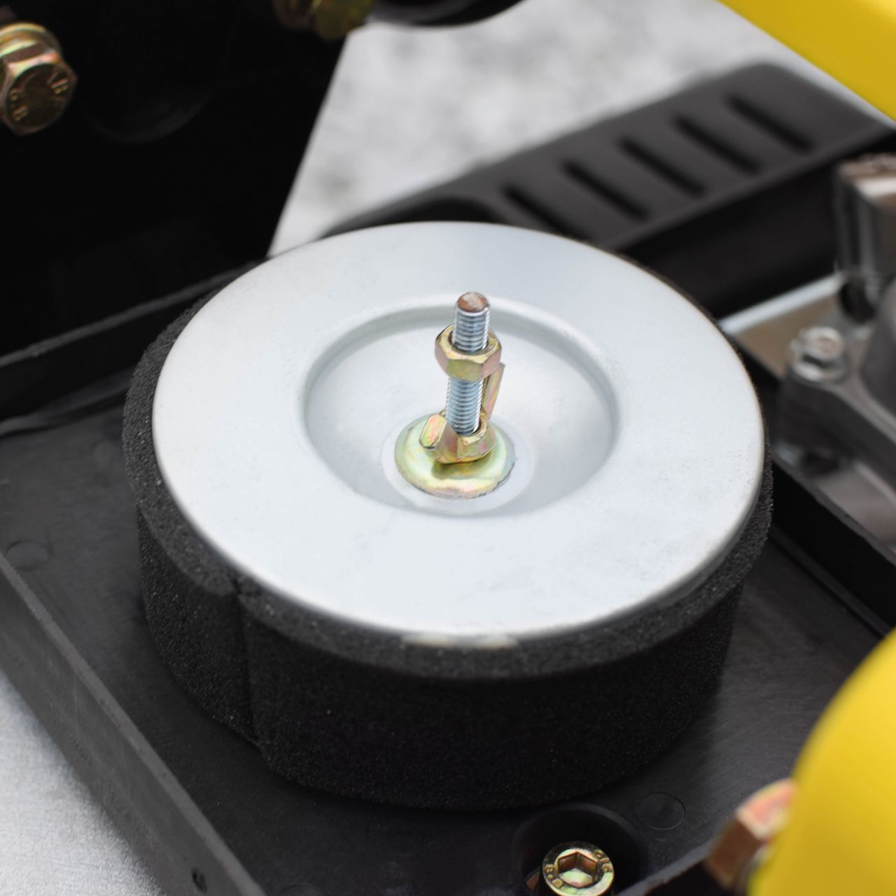 BAMATO Vibrationsstampfer V-90G mit Fahrwerk