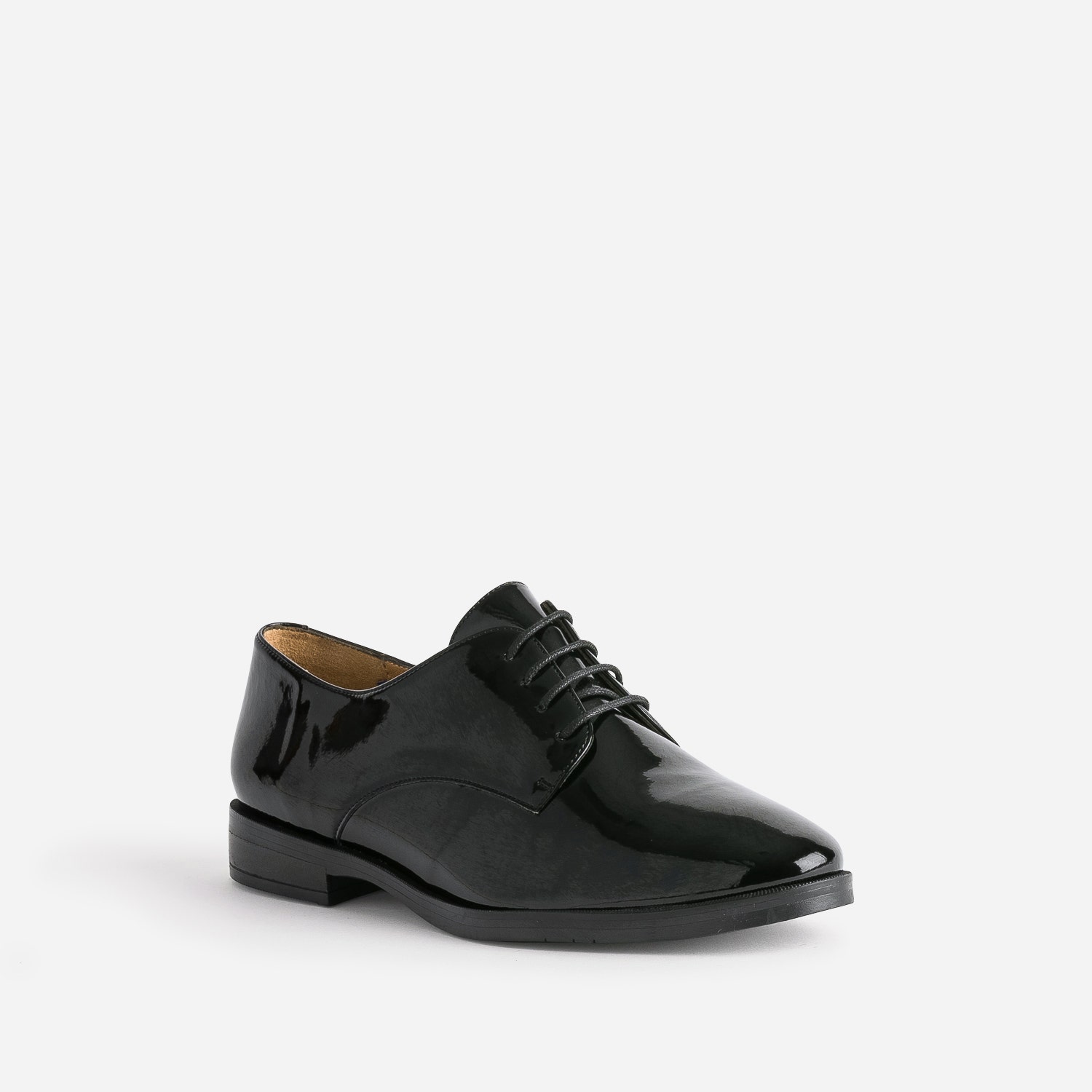 Derby ERAM FLEX noir en cuir verni