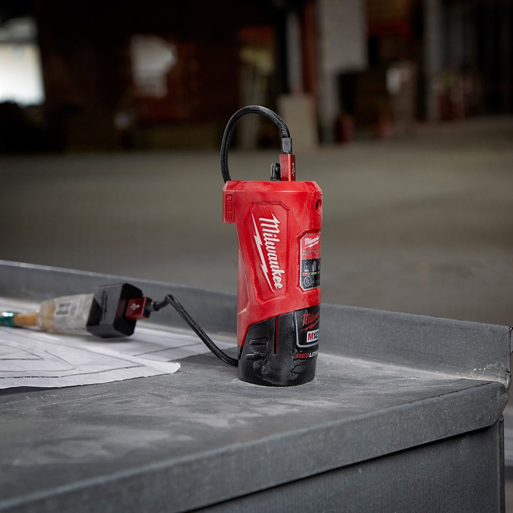 Carregador de viagem MILWAUKEE 12V M12TC-0