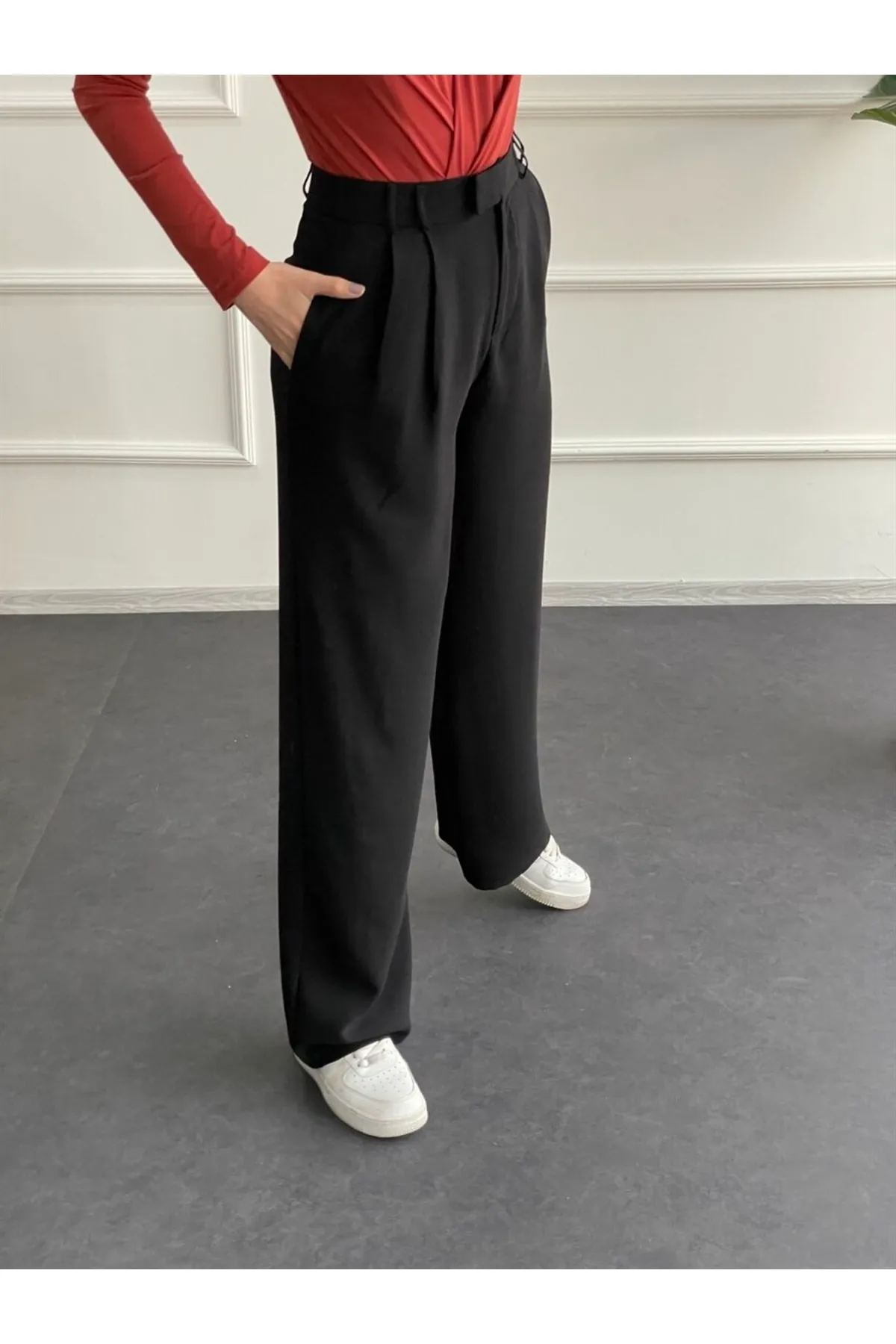 GRİLAND  Schwarze Palazzo-Hose mit hoher Taille und Falten für Damen