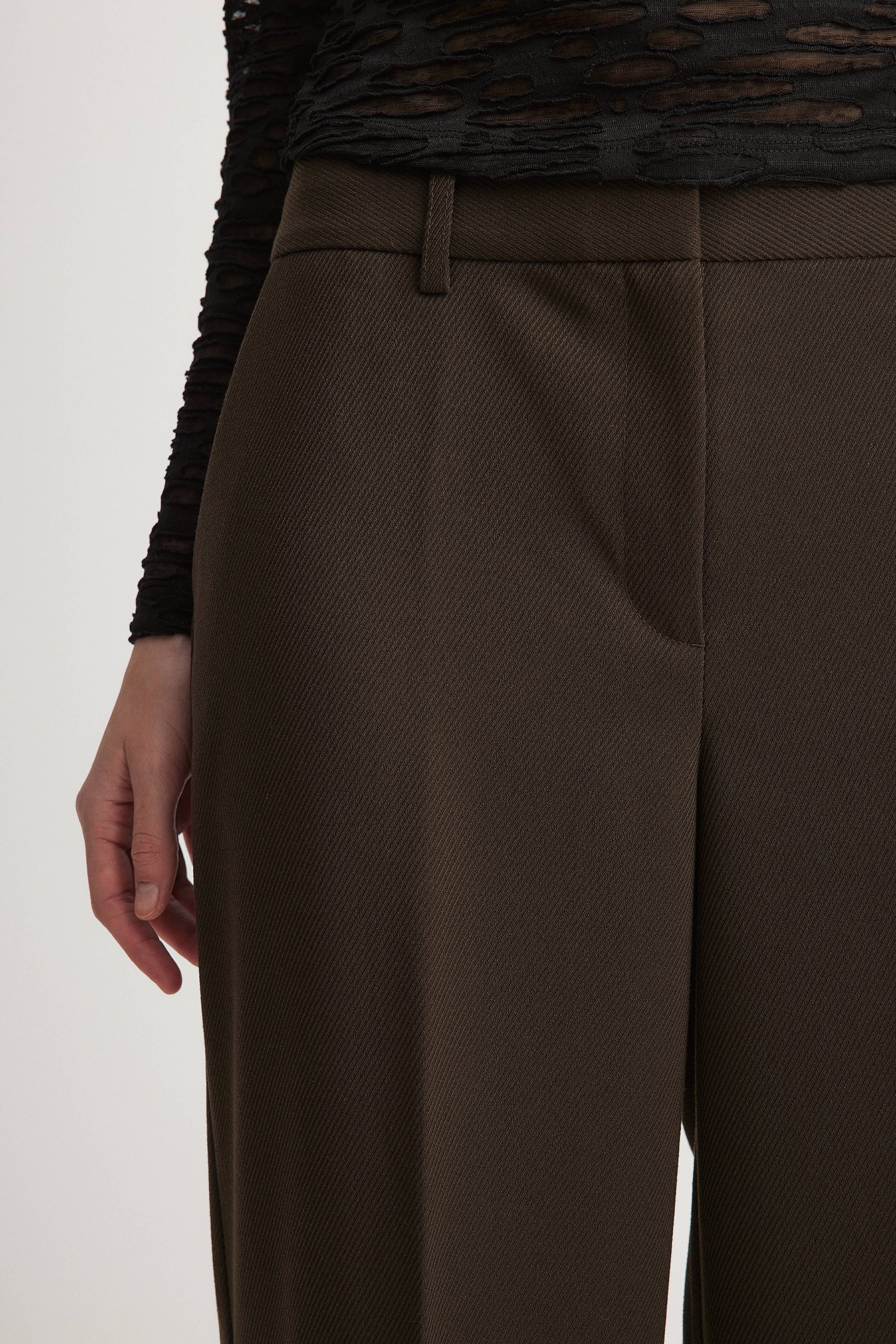 Krempelbare Twill-Anzughose mit mittlerer Taille