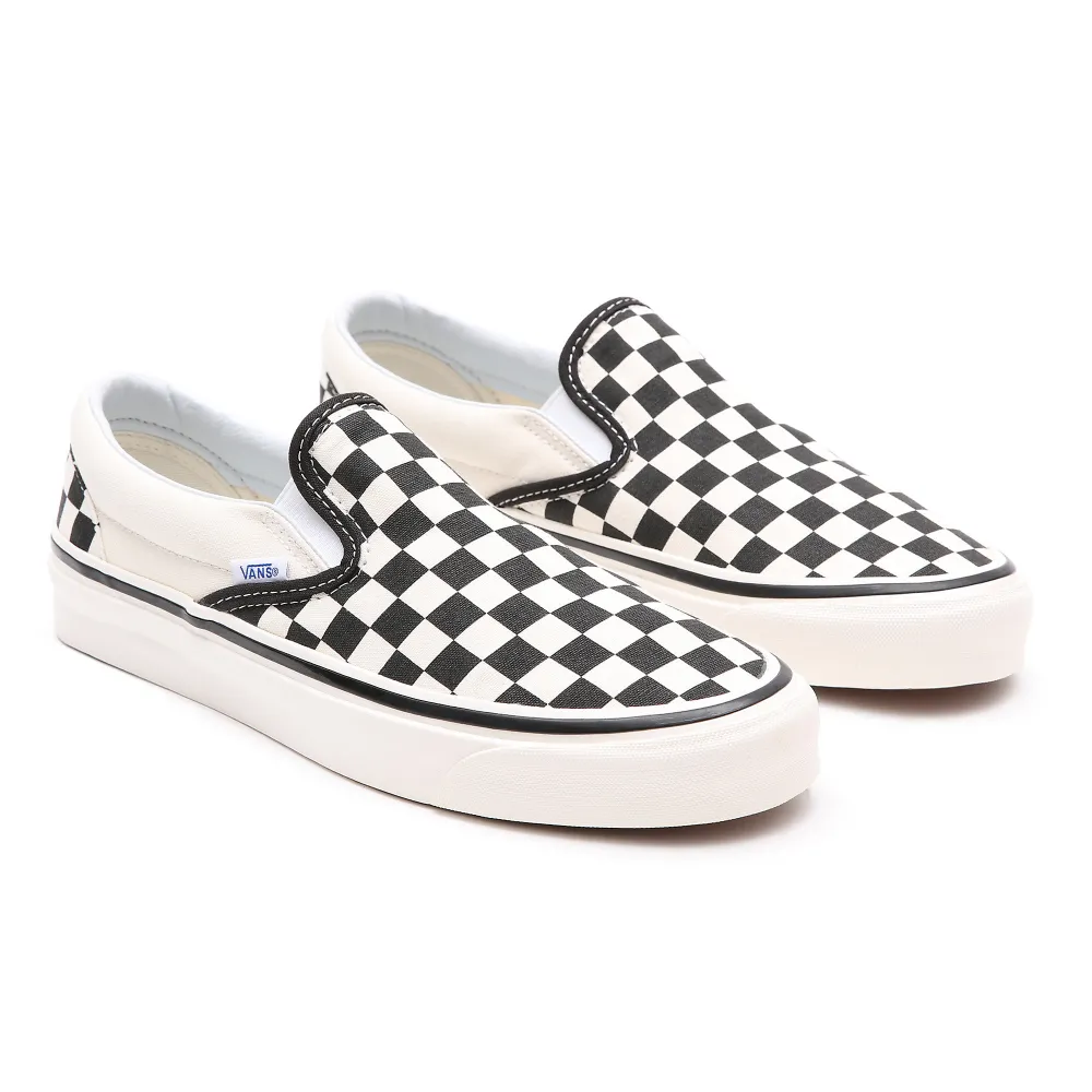 Vans Classic Slip On 98 DX Anaheim VN0A3JEXPU11 / schwarz