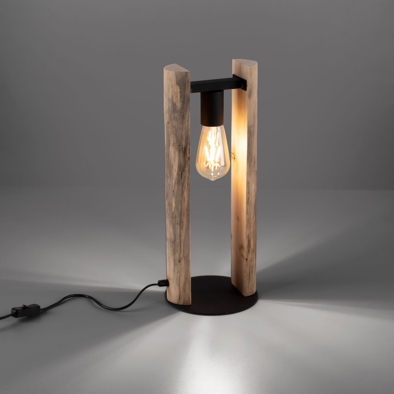 JUST LIGHT LeuchtenDirekt, Tischleuchte 1-flammig, E27, seitliche Elemente aus Eukalyptusholz, Holz-natur  LOG