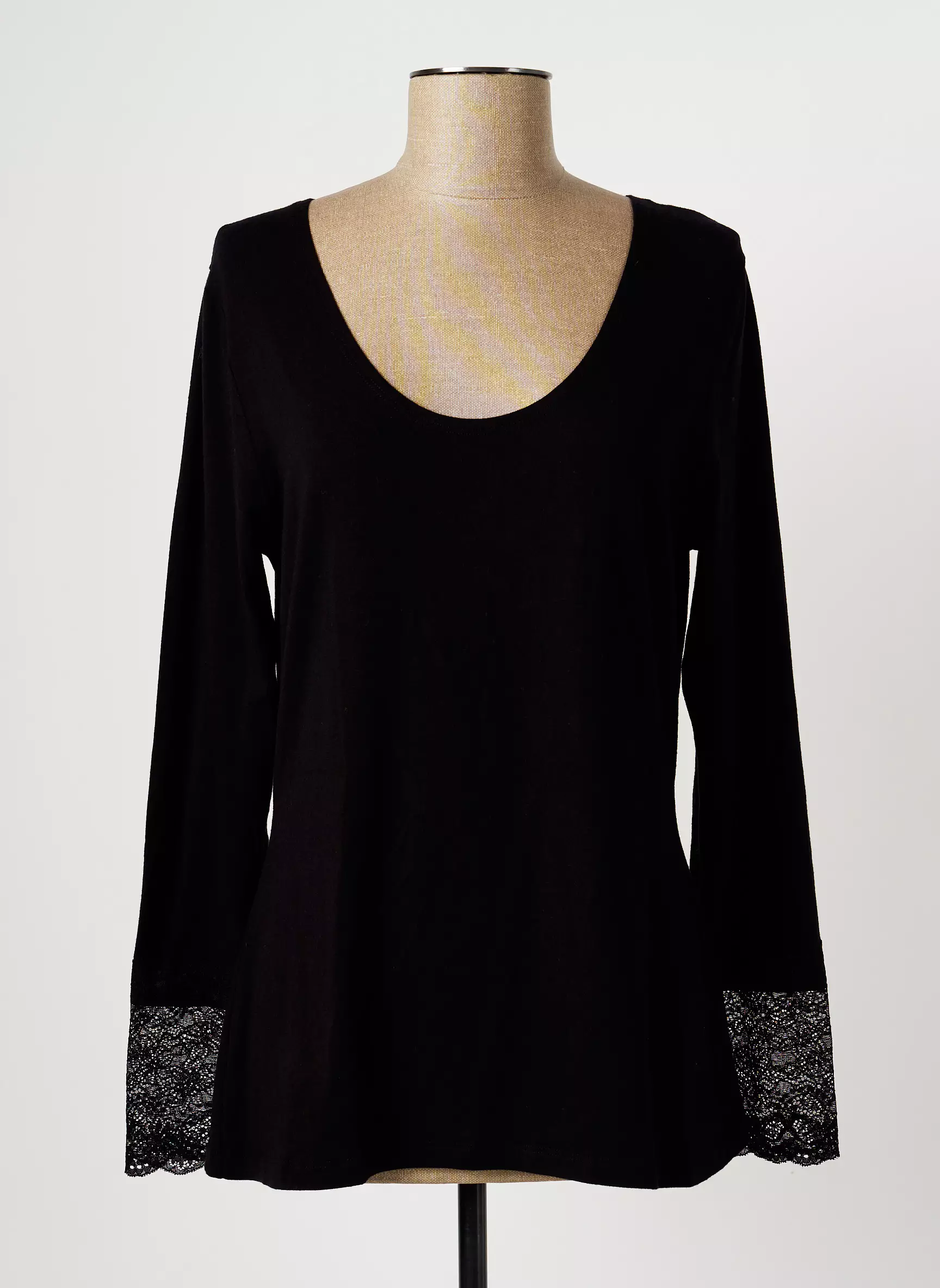 Lauren Vidal Tshirts Femme couleur noir