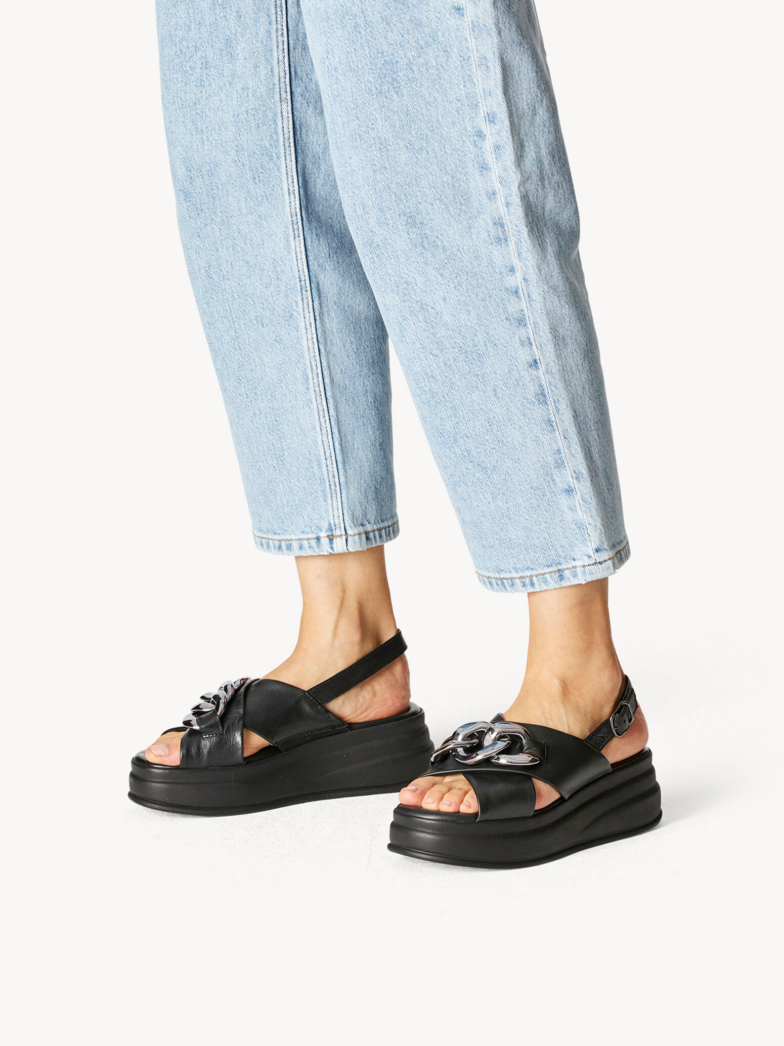 Sandale à talon en cuir - noir