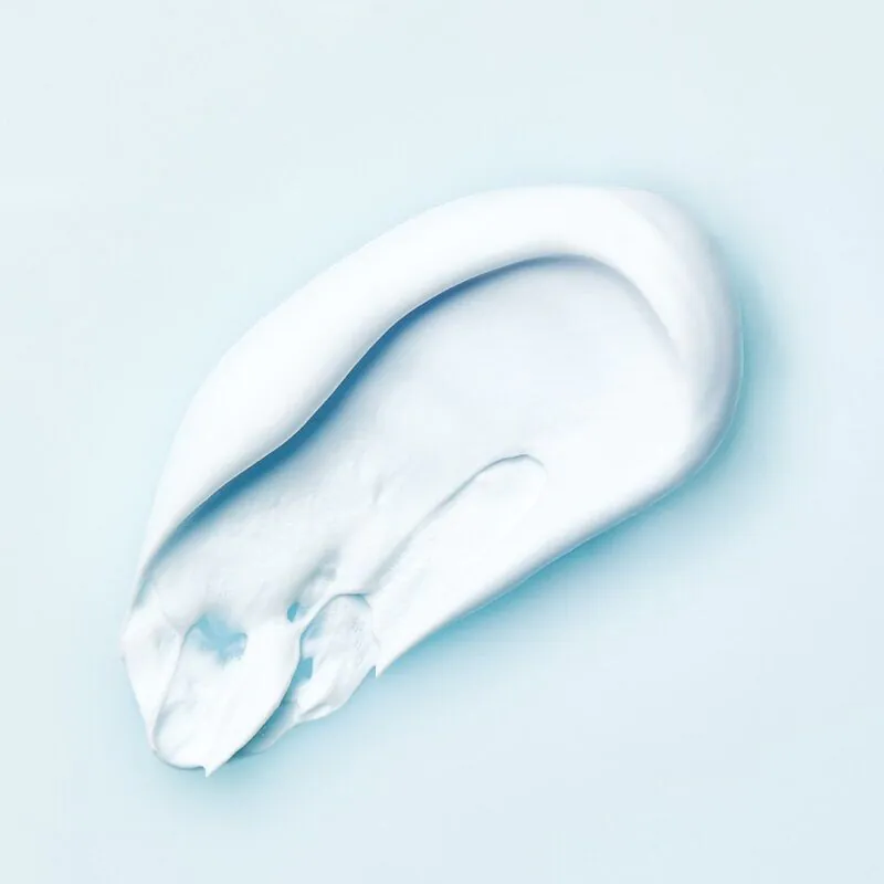 NIVEA Men vėsinančios skutimosi putos jautriai odai