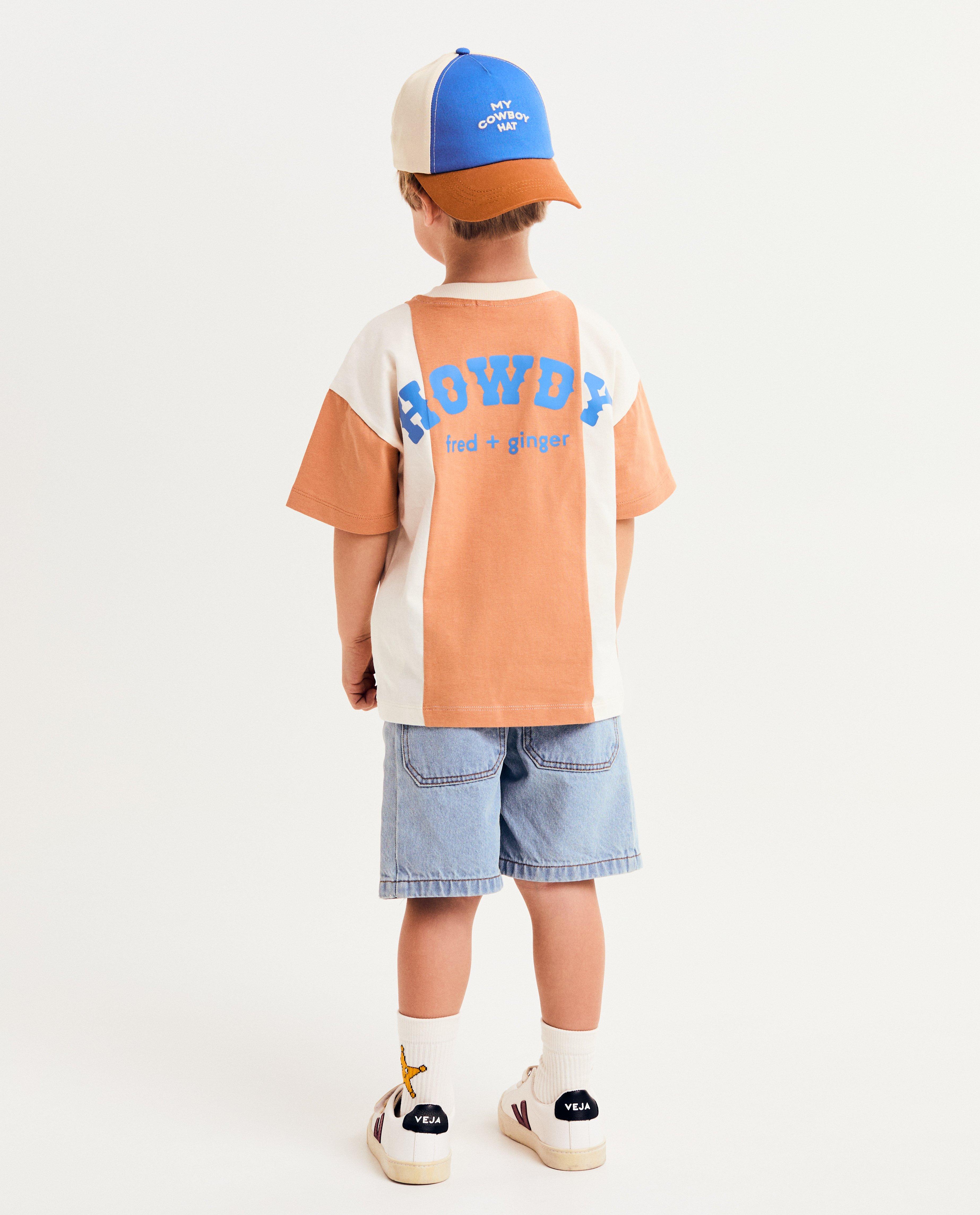 Fred + Ginger hátulnyomott póló, unisex, 92-128 világosbarna