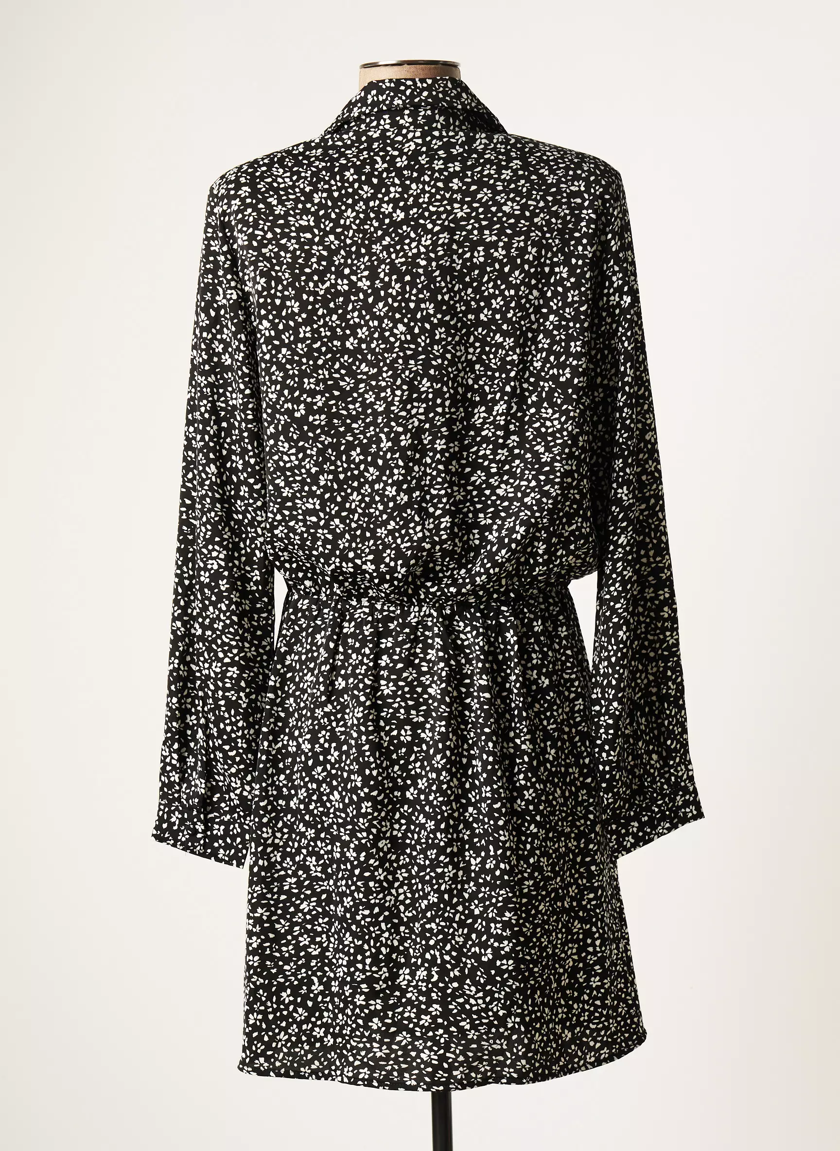 Kilky Robes Courtes Femme couleur noir