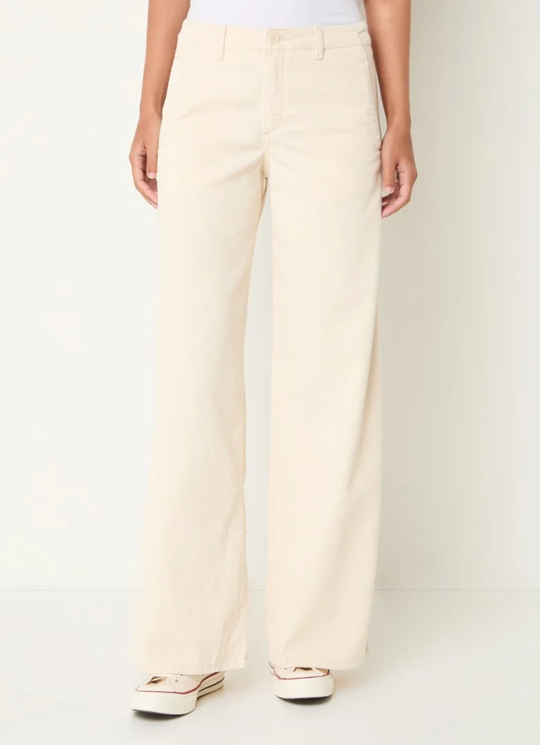 Pantaloni chino Levi's a vita media e gamba dritta in velluto a coste