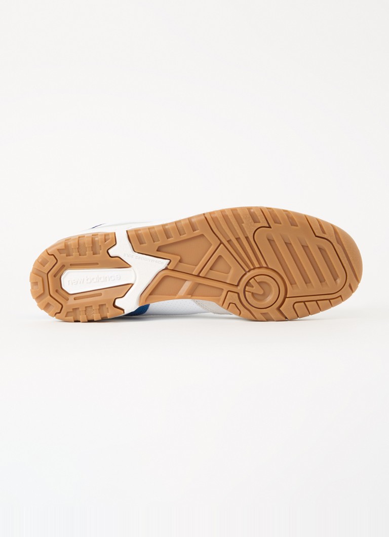 Teniși New Balance 550 din piele cu detalii întoarsă.