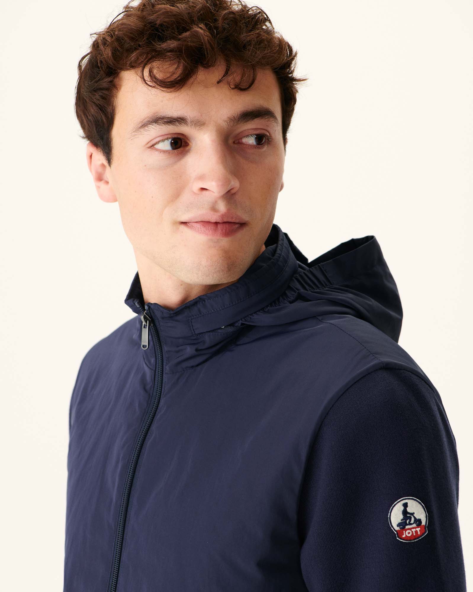 Veste à capuche bi-matière Marine Bardenas