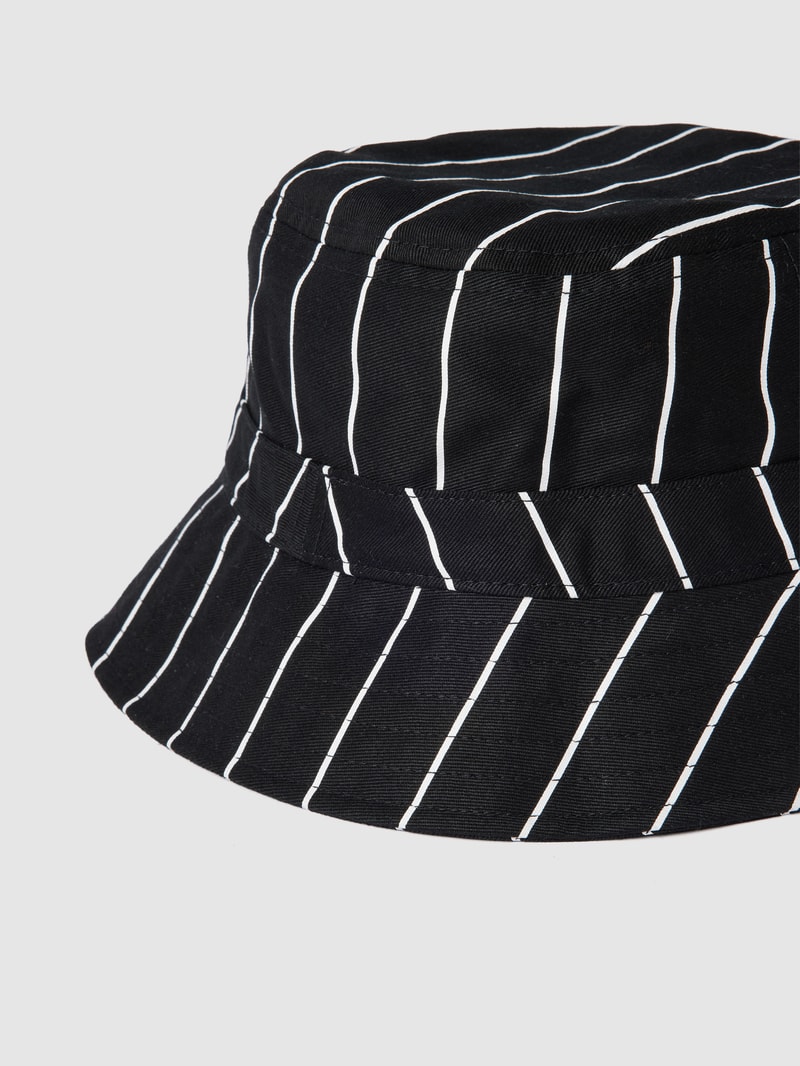 Bucket Hat mit Nadelstreifen in black