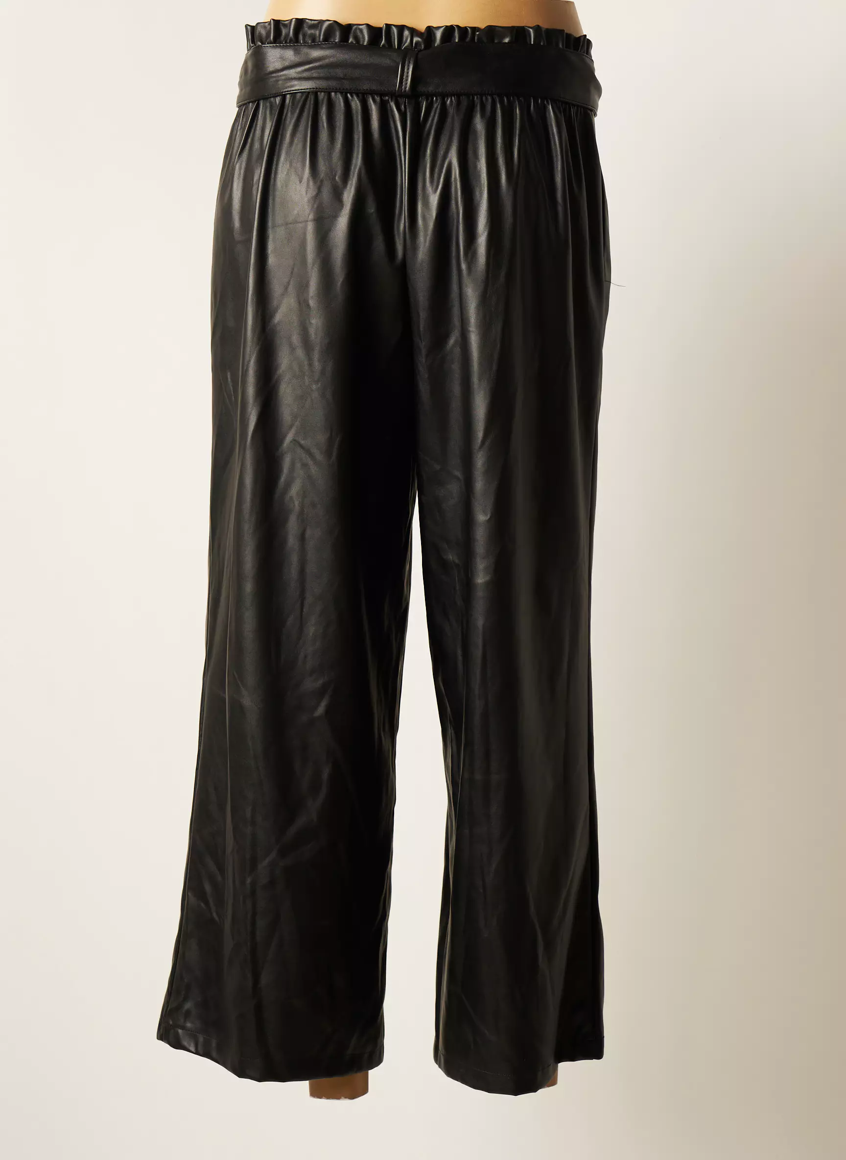 Astrid Black Label Pantalons Larges Femme couleur noir