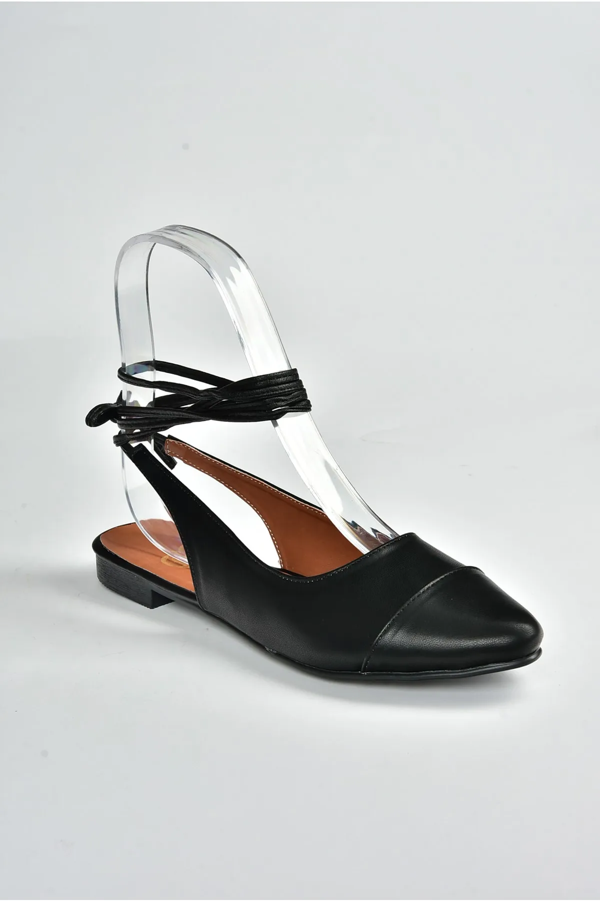 Fox Shoes  Schwarze Ballerina für Damen, Ballerina mit Knöchelriemen, M726890209