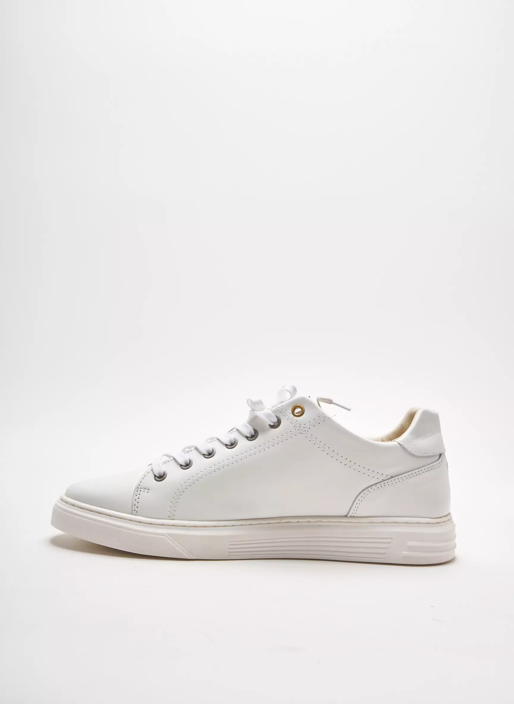Bullboxer Baskets Homme couleur blanc