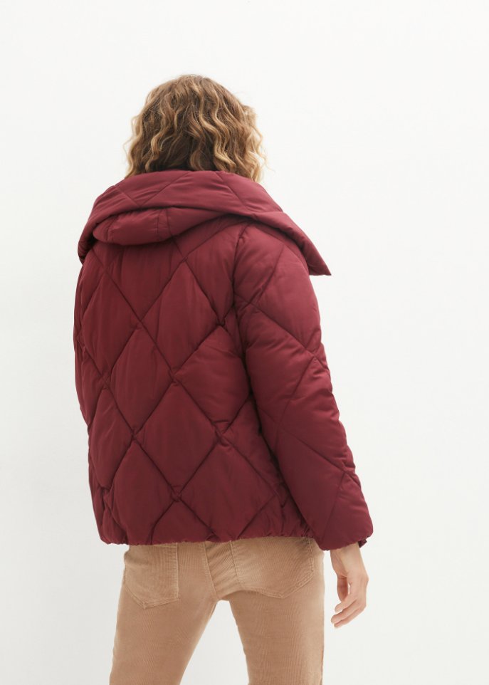 Steppjacke mit Kapuze