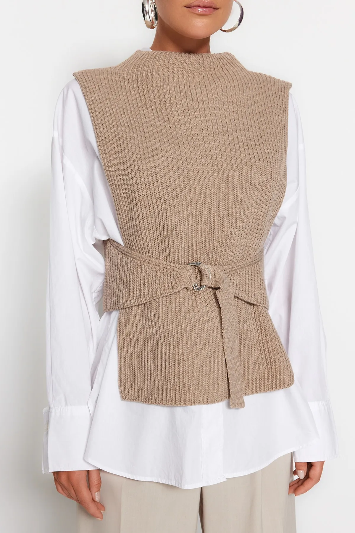 Trendyol Collection  Strickweste - Braun - Regular Fit