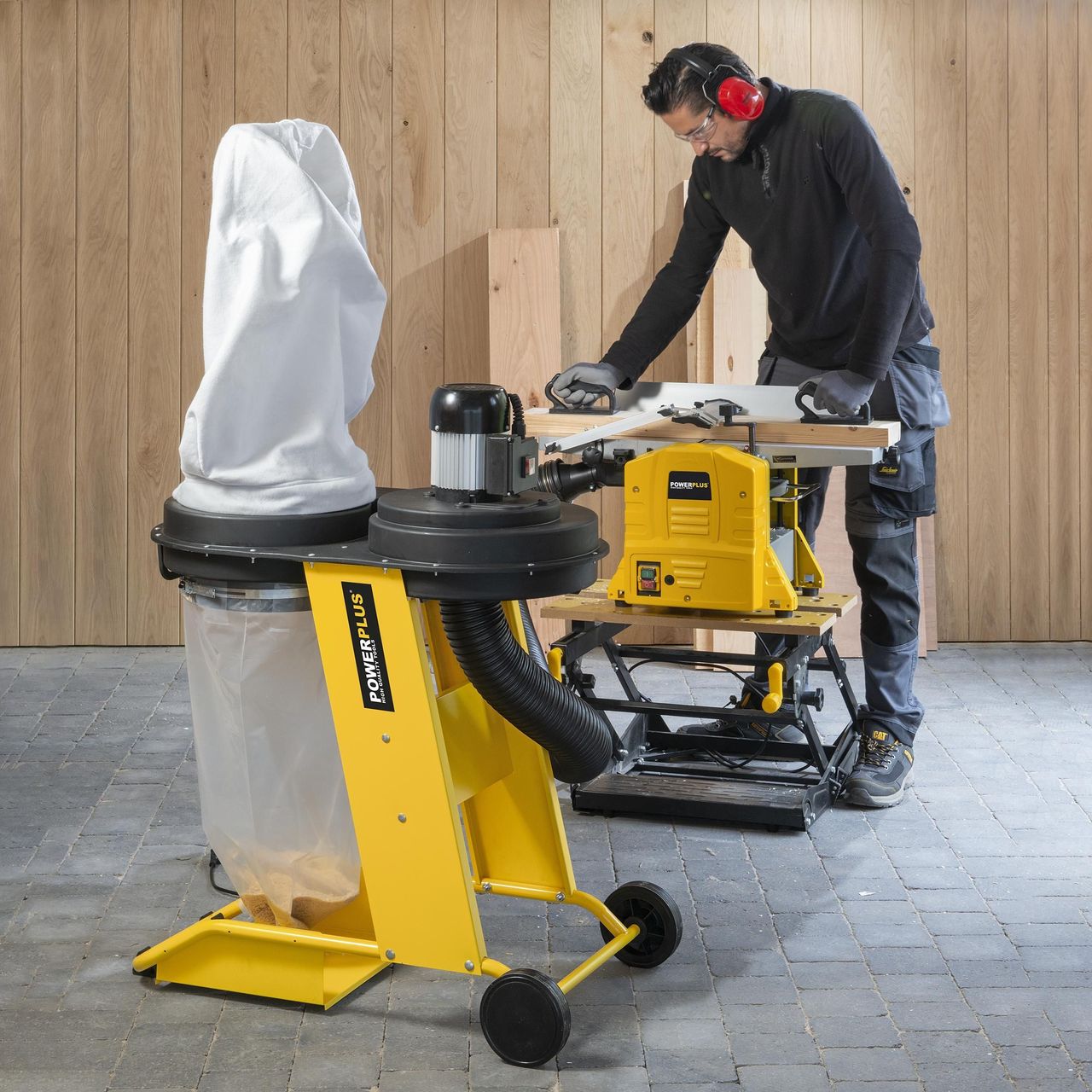 Powerplus Absauganlage - 550W 65l