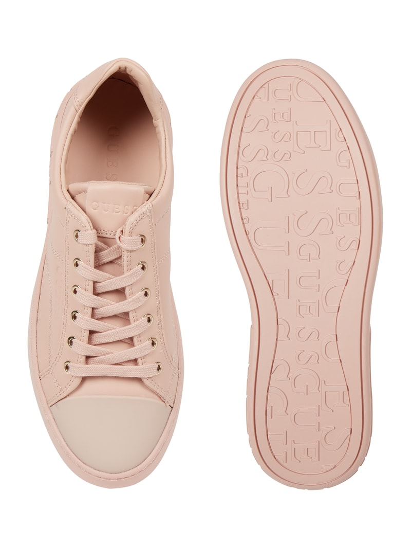 Sneaker mit Label-Schriftzug in pink