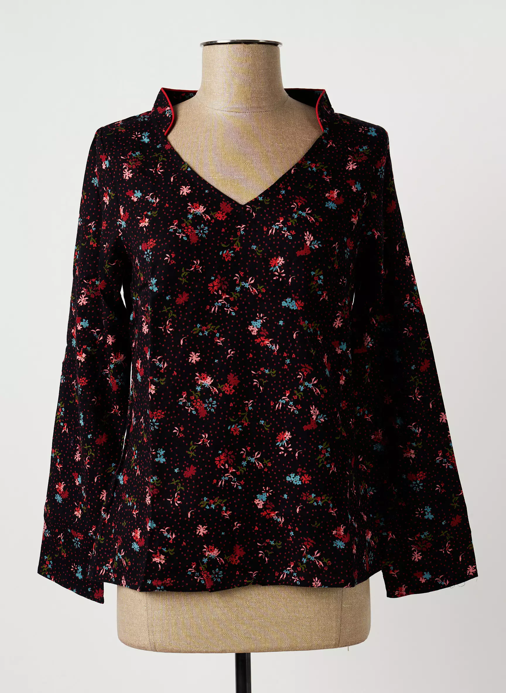 La Fiancee Du Mekong Blouses Femme couleur noir