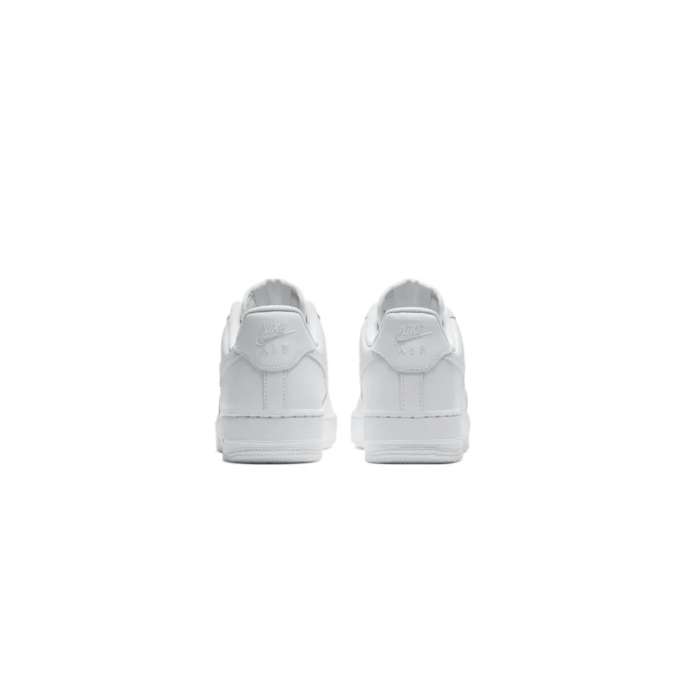 Nike Air Force 1 07 WMNS DD8959-100 / weiss