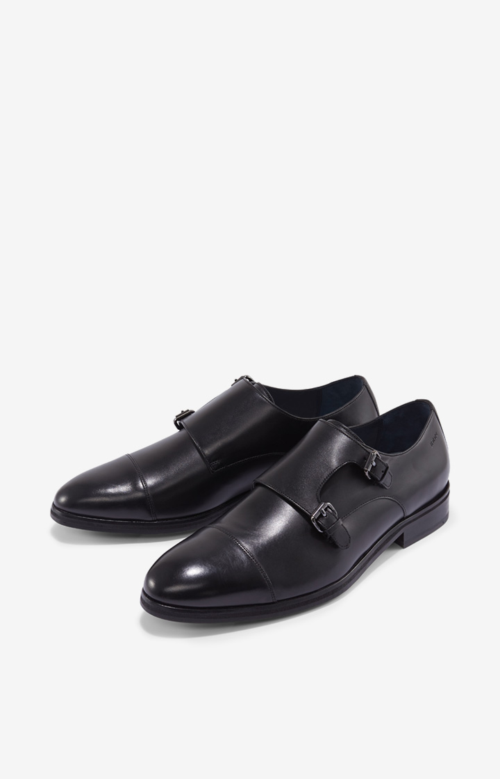 Monk Kleitos in Schwarz