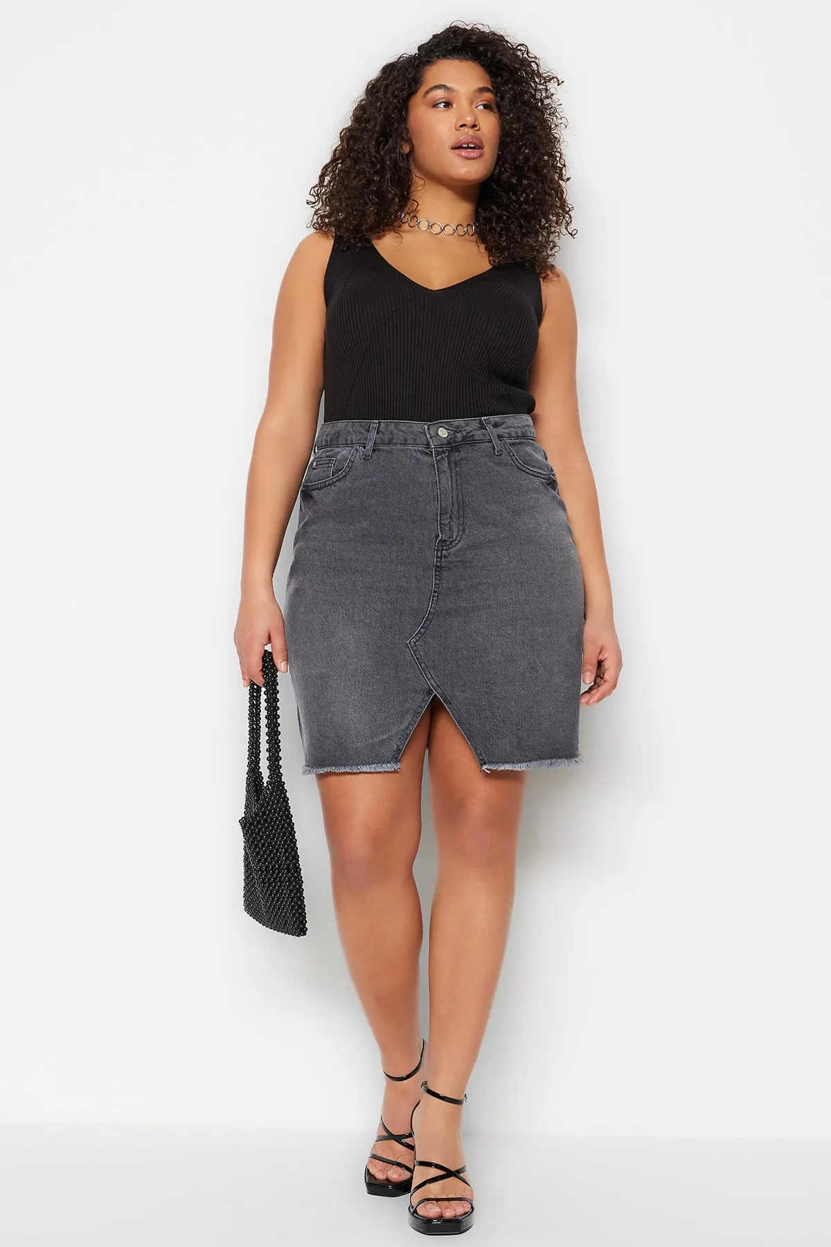 Trendyol Curve  Grauer Jeansrock mit Schlitz und hoher Taille TBSSS23AZ00006