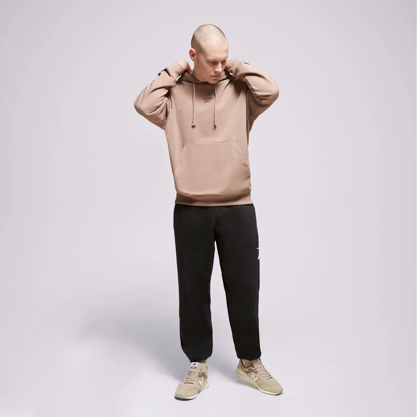 REEBOK SWEATSHIRT Z KAPTUREM CL SV HOODIE Braun