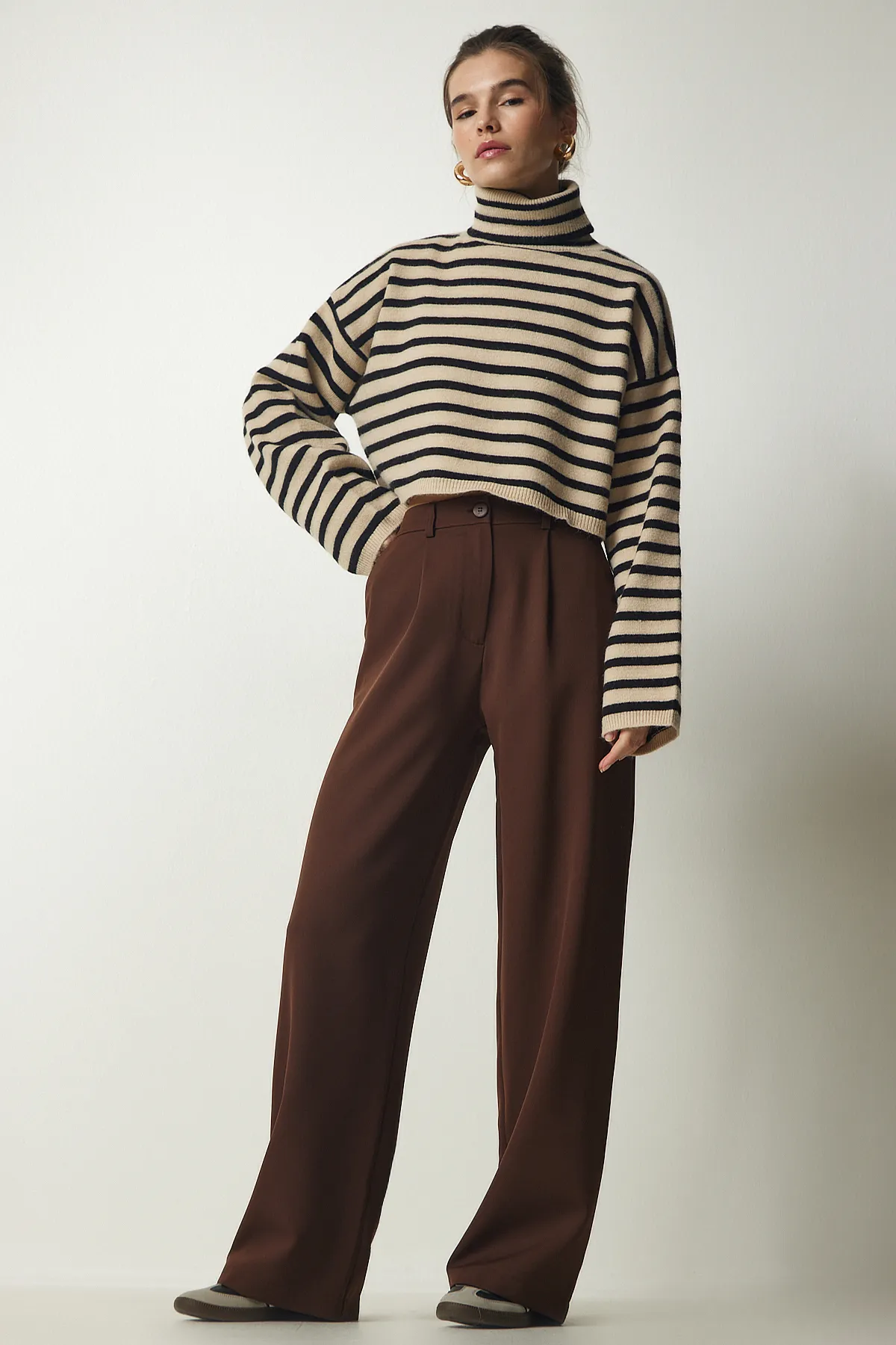 Happiness İstanbul  Braune plissierte Webhose für Damen UB00188