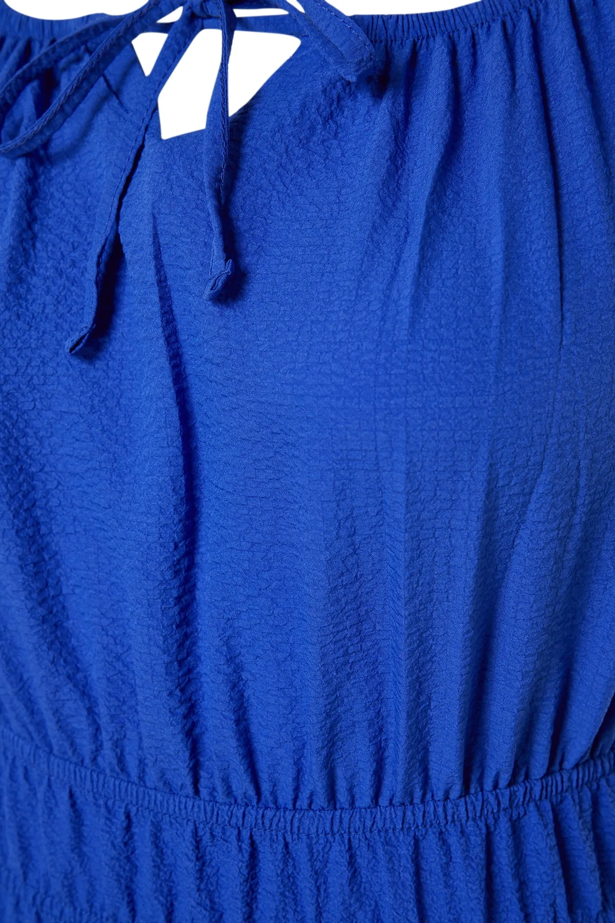 Trendyol Curve  Blaues gewebtes Kleid mit elastischer Taille TBBSS23AH00045