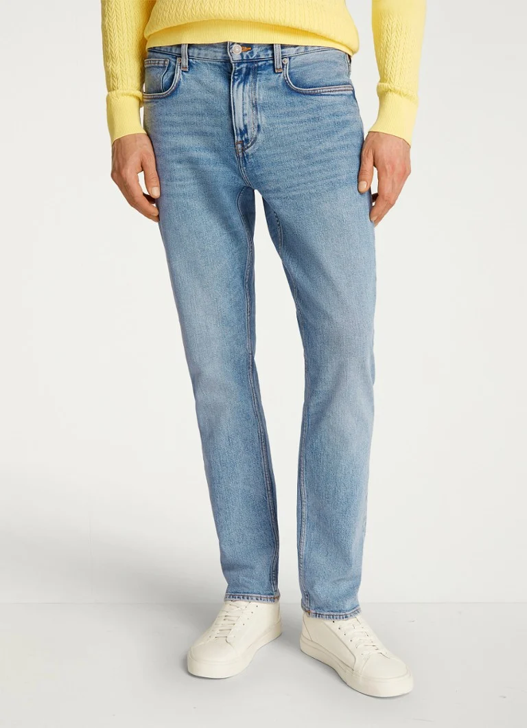 Jeansy Tommy Hilfiger Mercer z prostą nogawką, jasne