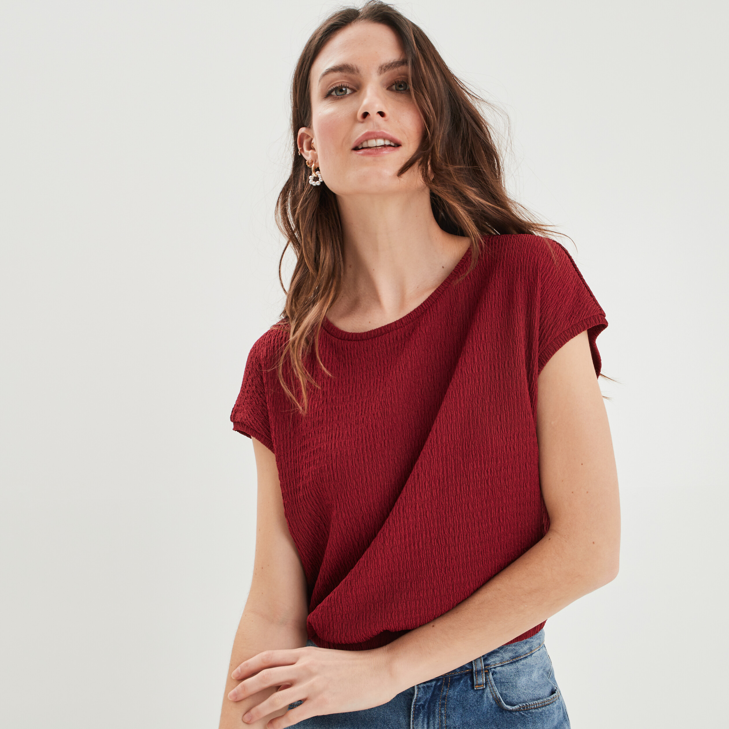 T-shirt col rond taille élastiquée rouge foncé femme | La Halle