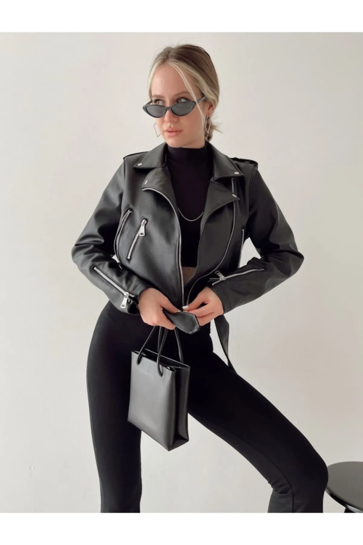 Afiş Butik  Schwarze Lederjacke