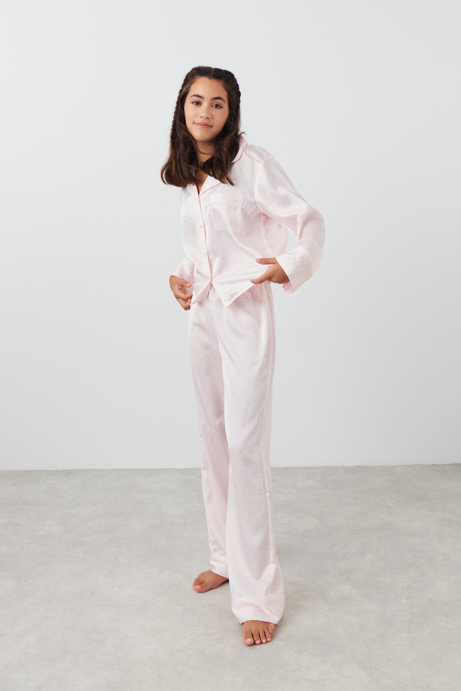 Y satin pyjamas set