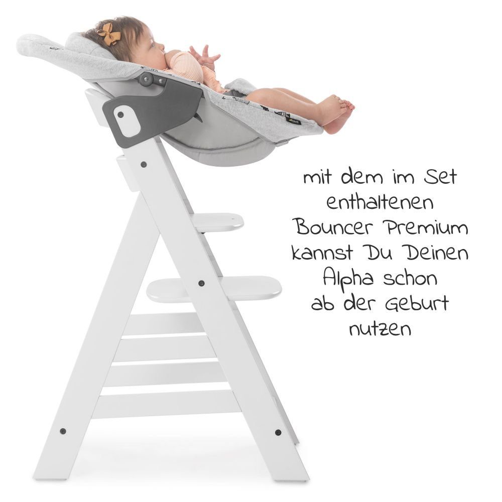 Hauck Hochstuhl Alpha Plus White Newborn Set (Set, 4 St), Baby Holz Hochstuhl ab Geburt mit Liegefunktion - inkl. Aufsatz für Neugeborene (Wippe) Premium & Baumwoll Sitzauflage - mitwachsend, höhenverstellbar