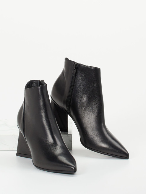 Stiefelette-17190090248 Konstantin Starke