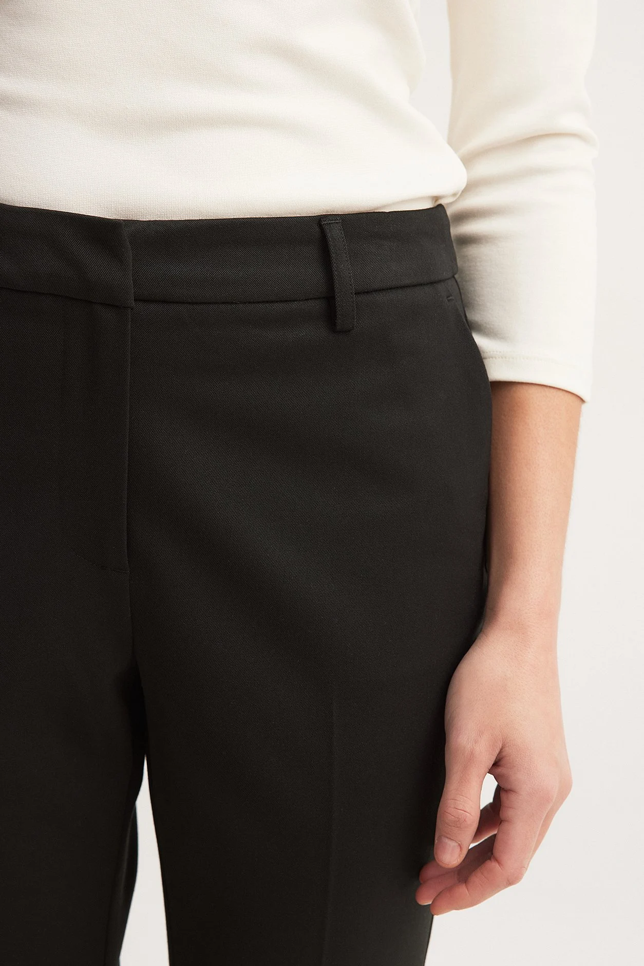 Schlag-Anzughose mit mittlerer Taille
