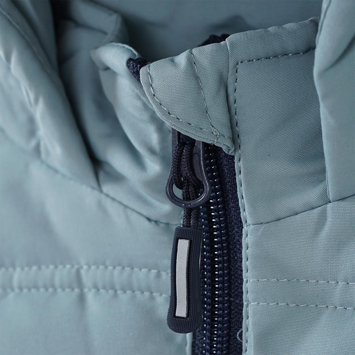 Jungen Steppjacke mit Windstopperbündchen