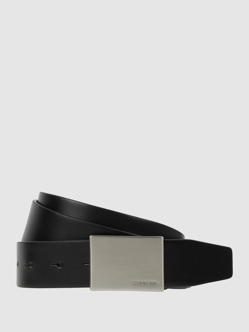 Gürtel aus Leder in schwarz