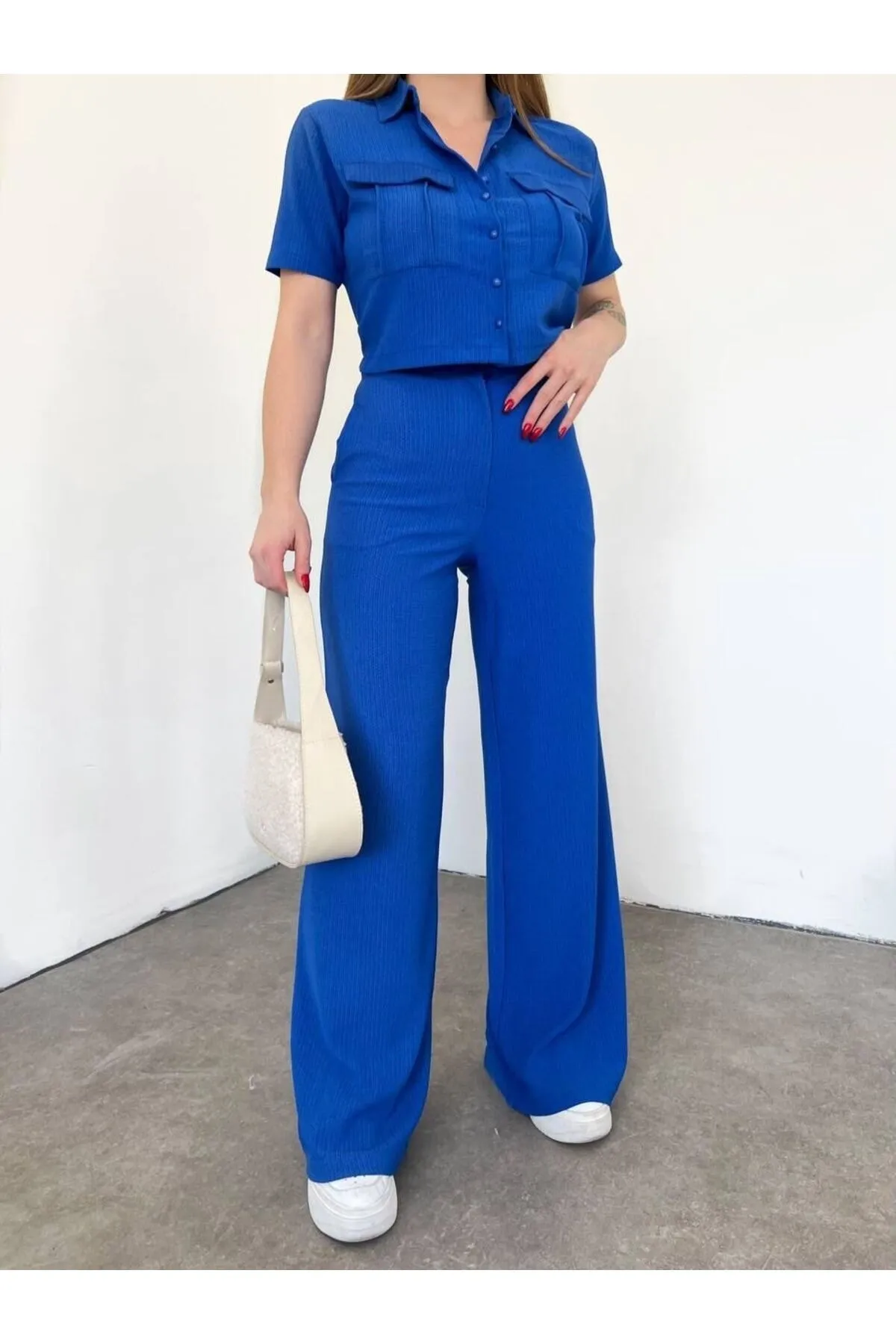 VOLT CLOTHİNG  Damen-Hosenanzug mit Knopfdetail und Kappe