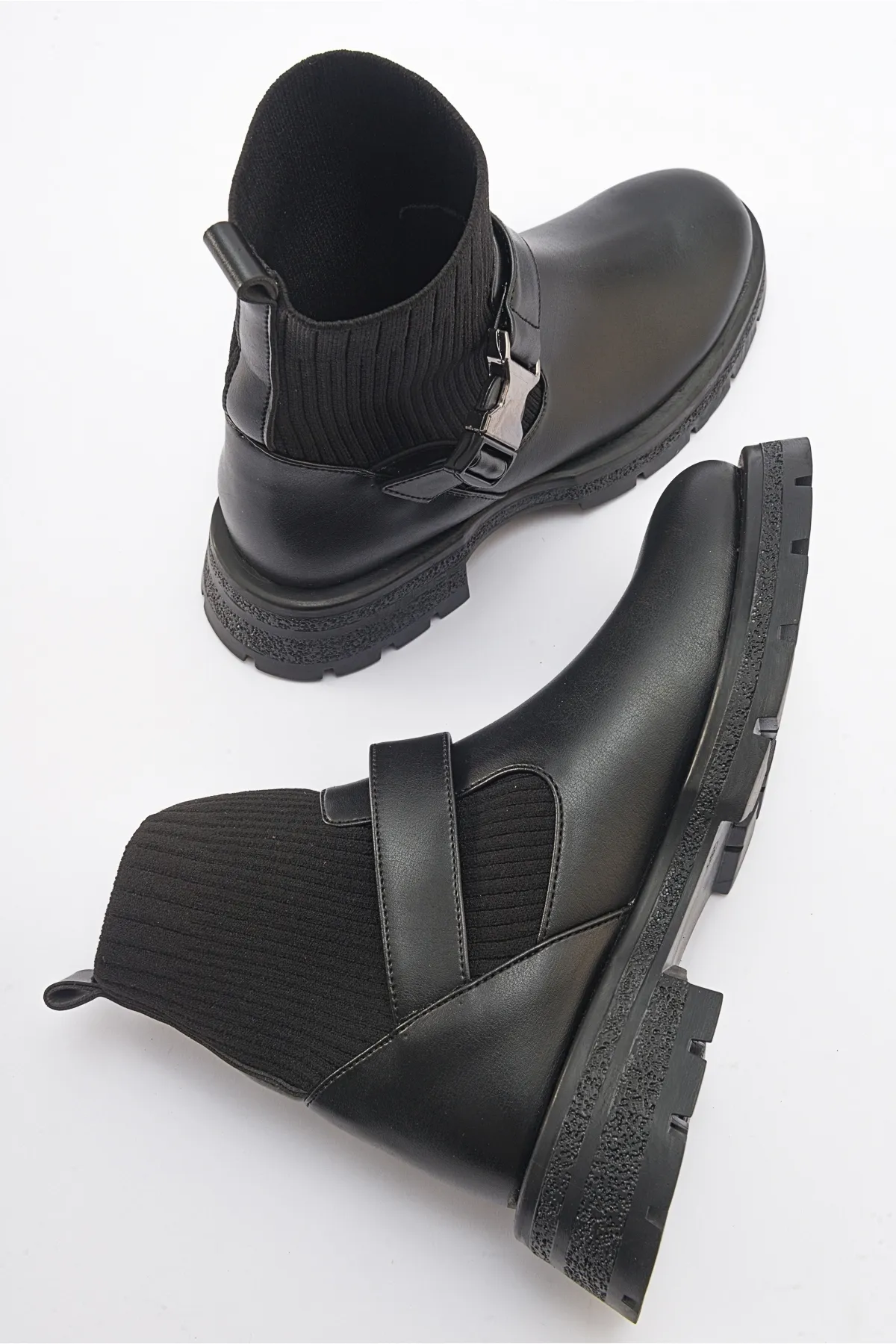 LuviShoes  VALON Damenstiefel mit schwarzer Schnalle und Strickwaren