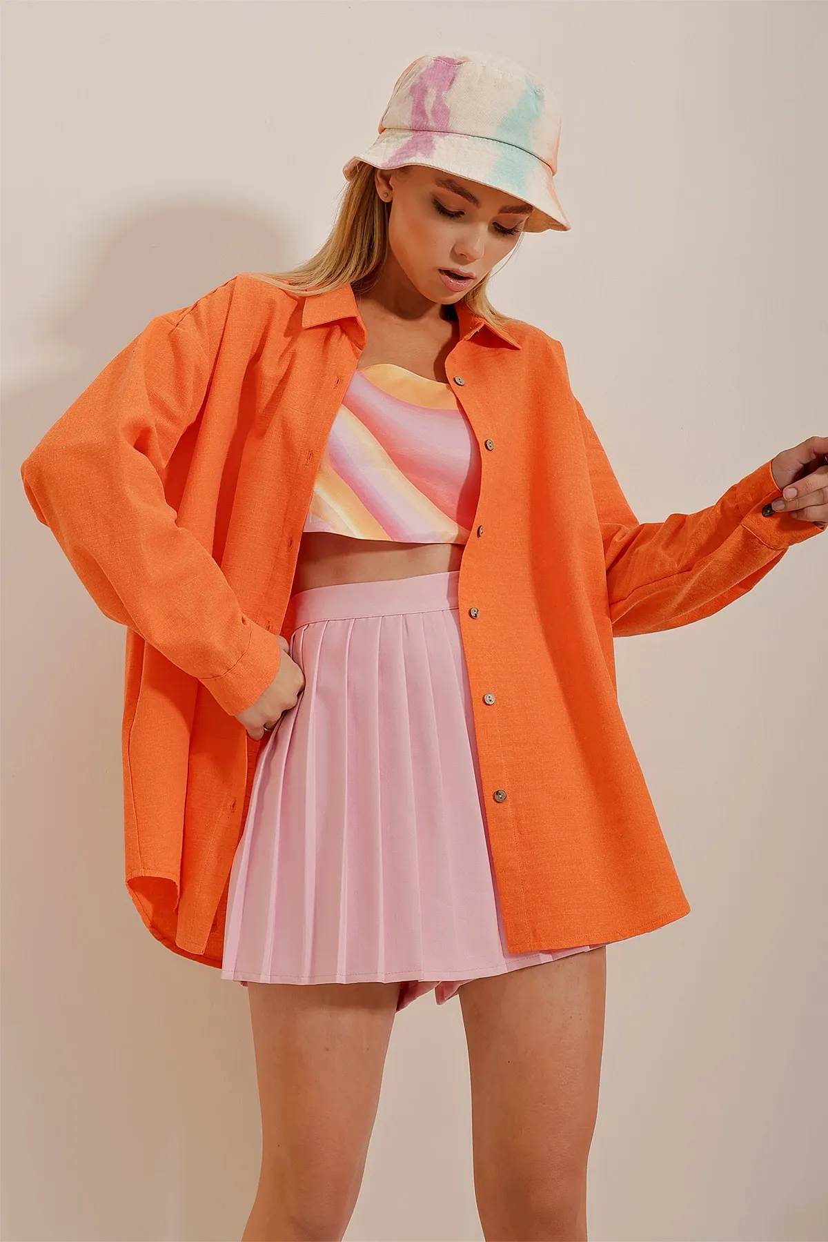 Trend Alaçatı Stili  Orangefarbenes Oversize-Leinenhemd für Damen ALC-X10343