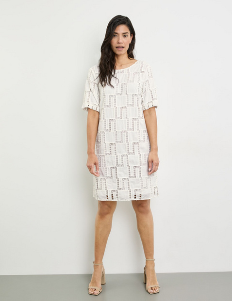 Spitzenkleid aus Baumwolle