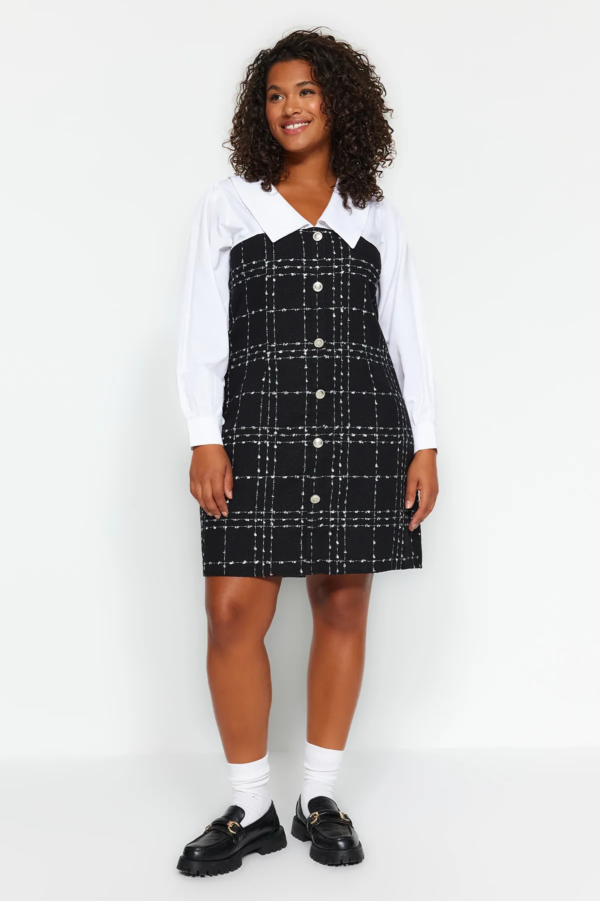 Trendyol Curve  Schwarzes Tweedkleid